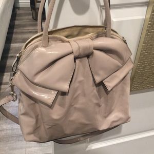 Valentino patent powder blush hand bag with bow